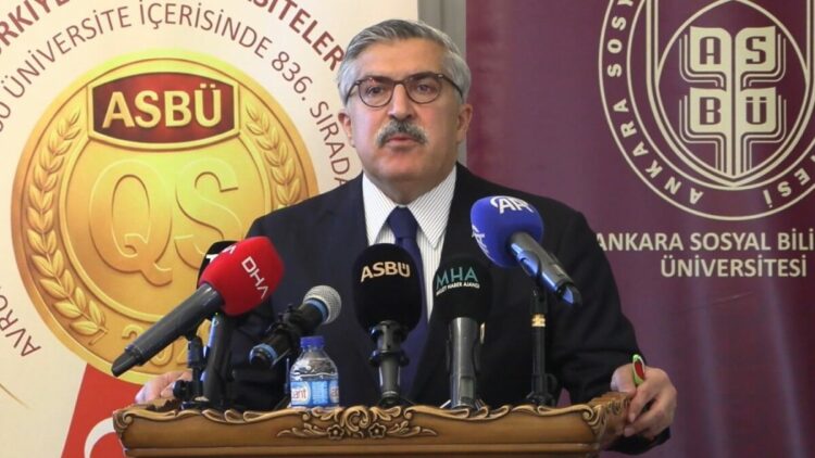 AK Parti'li Yayman: Dijital ağların toplumla yeni bir sözleşme yapması gerekmektedir