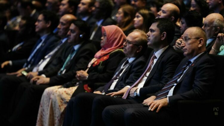 Bakan Kurum, Azerbaycan'da
