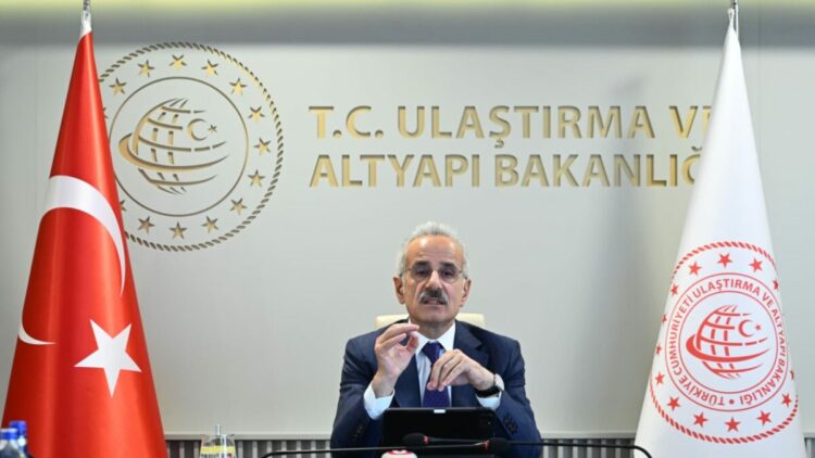 Bakan Uraloğlu: 2017'den beri demir yolunda yaklaşık 9 milyon engelli yolcumuza ücretsiz hizmet verdik