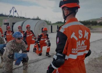 TSK İnsani Yardım Tugay Komutanlığı'ndan arama kurtarma tatbikatı