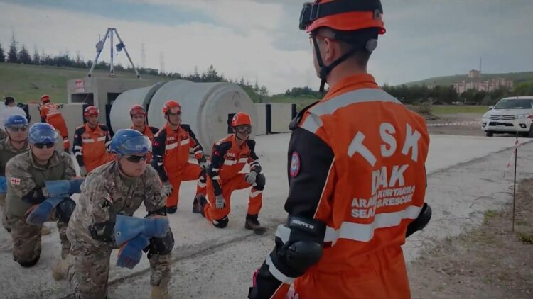 TSK İnsani Yardım Tugay Komutanlığı'ndan arama kurtarma tatbikatı