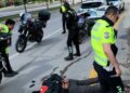 Şüphe üzerine durdurulan motosiklet sürücüsünün üzerinde 1.5 kilogram esrar ele geçirildi