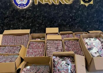 İstanbul'da üç ilçede uyuşturucu operasyonu: 3 şüpheli yakalandı