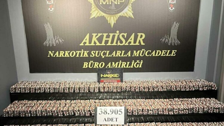 Manisa'da 42 bin 300 sentetik hap ele geçirildi; 2 tutuklama
