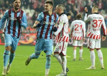 Trabzonspor, deplasman ve kupada rakip tanımadı
