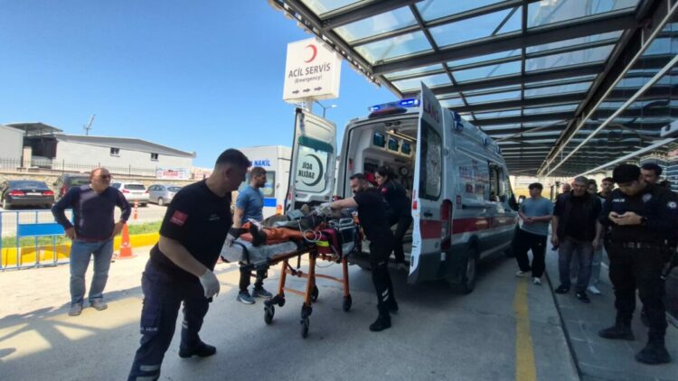 Oğluyla birlikte çalıştığı kaçak maden ocağındaki göçükte öldü