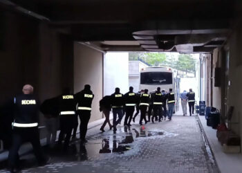 Aksaray Denetimli Serbestlik Müdürlüğü'nde 'rüşvet' operasyonu; 9 tutuklama