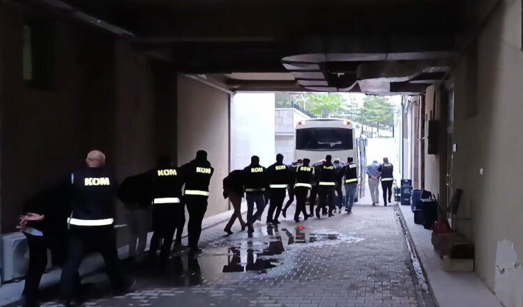 Aksaray Denetimli Serbestlik Müdürlüğü'nde 'rüşvet' operasyonu; 9 tutuklama