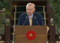 Cumhurbaşkanı Erdoğan: Gençlerimizle kol kola, omuz omuza yürümeyi sürdüreceğiz