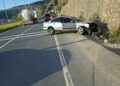 Alkollü otomobil, sürücüsü duran otomobile çarptı: 5 yaralı