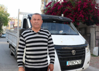 Aldığı oto çekiciyi kamyonete çevirmek istedi, ruhsatın sahte olduğunu öğrendi