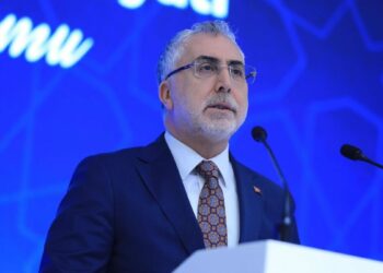 Bakan Işıkhan: Teknoloji, insanı güçlendiren bir araç olmalıdır