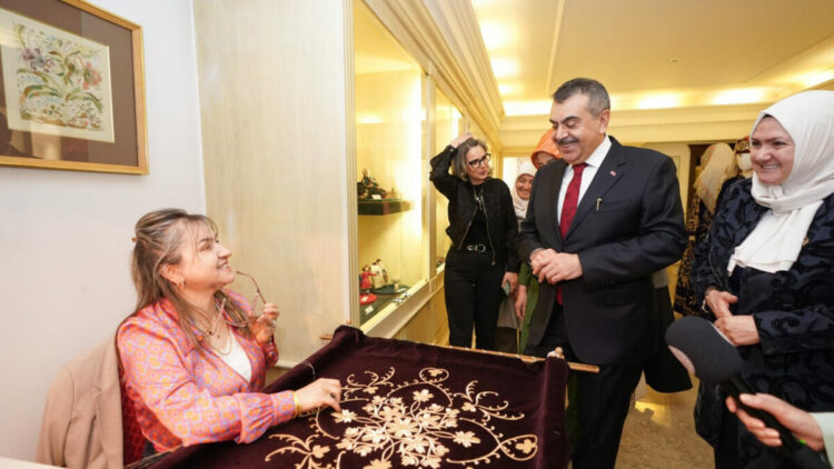 Bakan Tekin, 'Ankara'da Bindallı' kitabının tanıtımına katıldı
