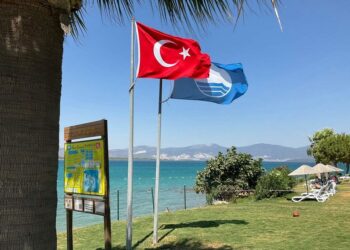 Türkiye'nin mavi bayraklı plaj sayısı 580’e yükseldi