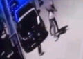 Oğlunun kavga ettiği çocuğu öldüresiye dövdü, o anlar kamerada