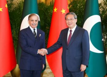 Pakistan Başbakanı Şerif, Çin'e resmi ziyarette bulunacak