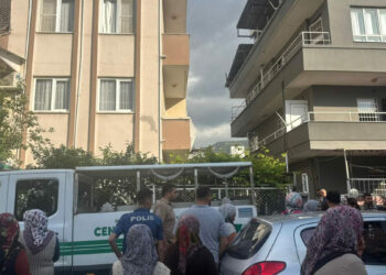 Tartıştığı eşini tüfekle öldürdü