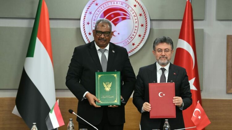 Bakan Yumaklı: Sudan ile ilişkilerimizi ilerletmeye büyük önem veriyoruz