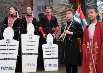 Çerkes ve Abhazlar, Kafkas Sürgünü’nde kaybettikleri atalarını andı