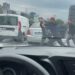 Ataşehir'de iki sürücü arasında çıkan kavga kamerada