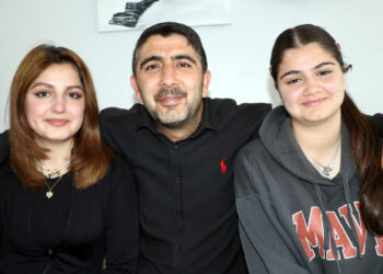 Hakkari'de 16 yıl önceki patlamada annesini kaybeden Sude Naz’ın hedefi tıp fakültesi
