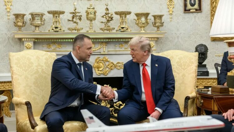 Trump duyurdu: ABD, Polonya'ya 5 bin ilave asker gönderecek