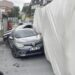 Başakşehir'de TIR iki aracın üzerine devrildi; otomobil sürücüsü yaralandı -1
