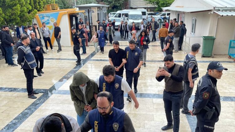 Şanlıurfa merkezli yasa dışı bahis operasyonunda 17 tutuklama
