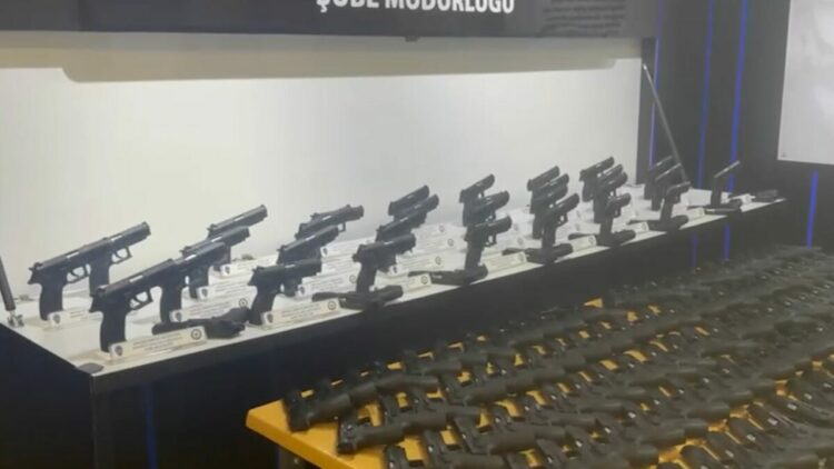Ankara'da 228 adet tabanca ele geçirildi