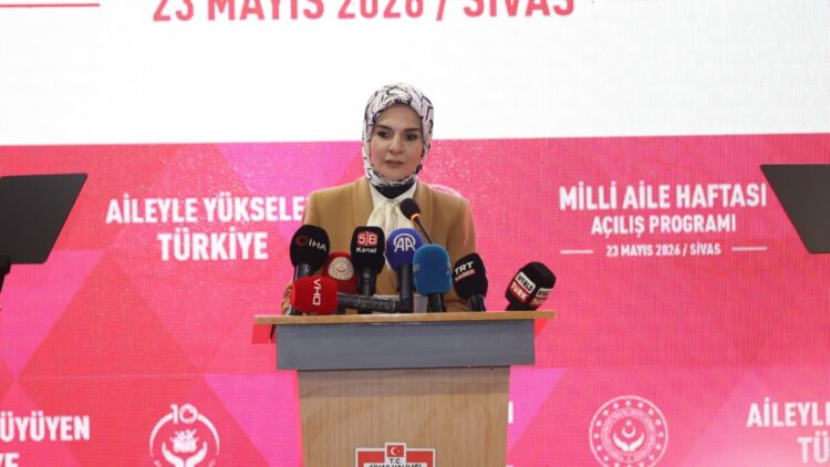 Bakan Göktaş: Aile kurumunun önemini sahada en güçlü biçimde anlatacağız