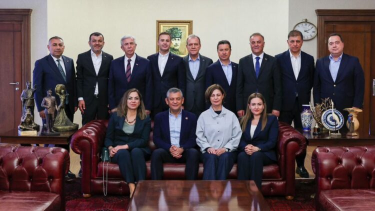 CHP'li büyükşehir belediye başkanlarından 'kurultay' açıklaması