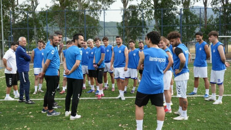 İzmirspor, 3'üncü kez Süper Amatör Lig'de