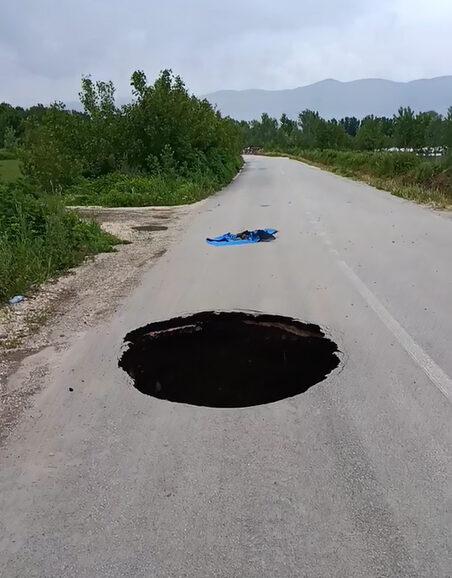 Tokat'ın sağanak nedeniyle yol çöktü