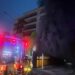 Apartmanın kapalı otoparkında çıkan yangında 3 otomobil zarar gördü