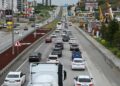'Kilit kavşak' Kırıkkale'de, bayram trafiği yoğunluğu devam ediyor