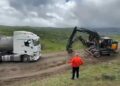 Bayram trafiğinden kaçıp orman yollarına giren sürücülerin araçları çamura saplandı