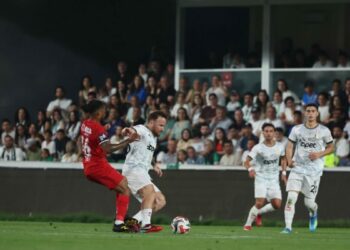 Bodrum FK'da Hotic imzalayacak