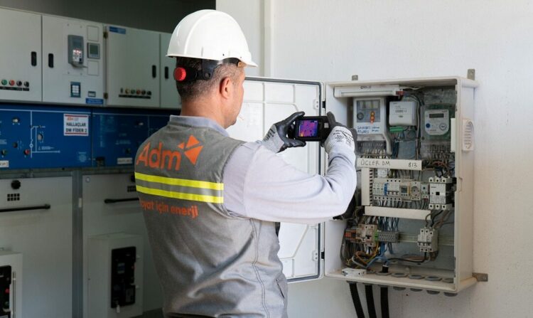 Adm Elektrik'ten 5 yılda 48,7 milyar TL altyapı yatırımı hedefi