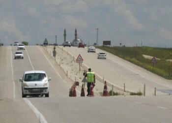 26 ilin geçiş güzergahı Kırşehir´de bayram arifesinde trafik denetimi