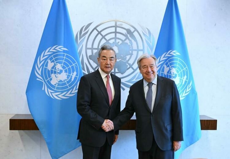 Çin Dışişleri Bakanı Wang, BM Genel Sekreteri Guterres ile bir araya geldi
