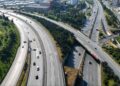 Bayramın ikinci gününde de yollar boş kaldı /Havadan görüntüler