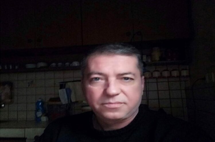 Dayısını döverek öldürüp, cesediyle 3 gün kalan şüpheli tutuklandı