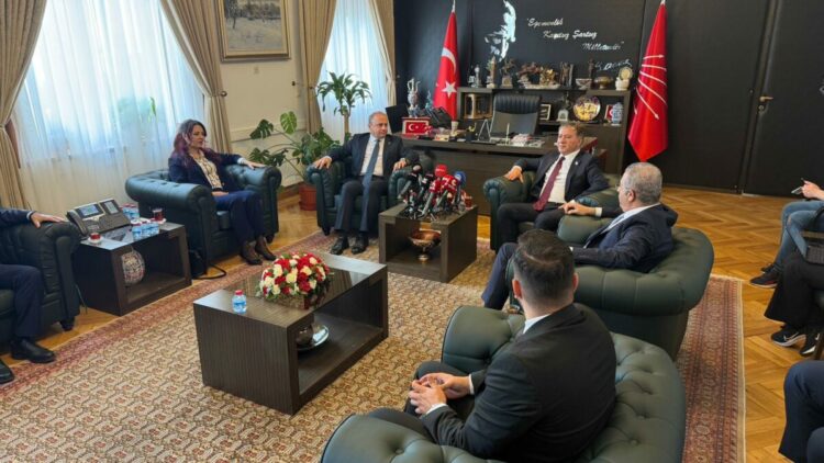 CHP TBMM Grubu'nda bayramlaşma