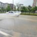 Rize'de sağanak; yollar göle döndü