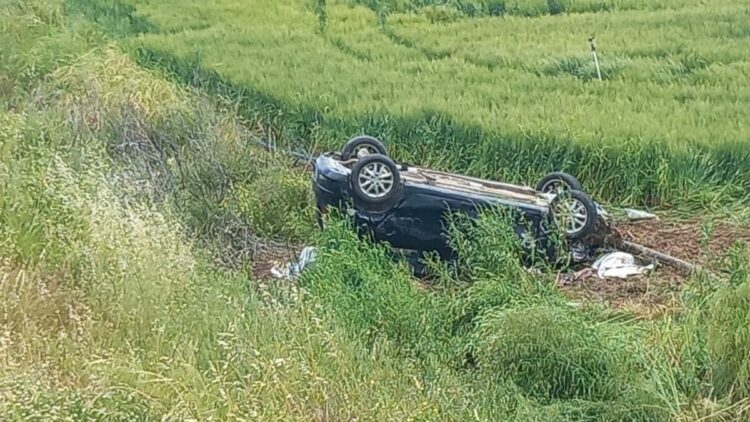 Diyarbakır'da otomobiller çarpıştı: 1 ölü, 4 yaralı
