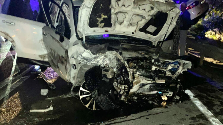 Burdur'da 4 aracın karıştığı zincirleme kaza: 3 ölü, 6 yaralı