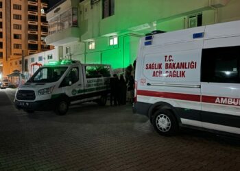 Boşanma aşamasındaki eşini tabancayla öldürdü