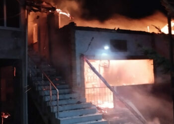 Ordu'da yayladaki 3 ev yandı