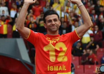 Göztepe'de kaptan belirsiz