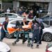 Bursa’da bıçaklı ‘yol verme’ kavgası: 1’i polis 5 yaralı